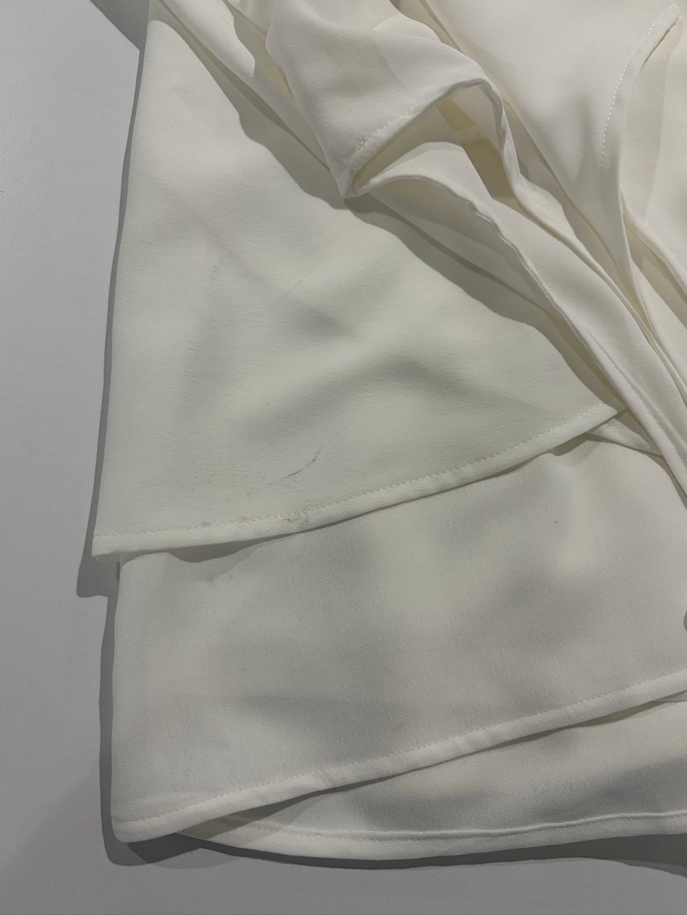White Layered Chiffon Shorts Romper (L) - Picture 14 of 14